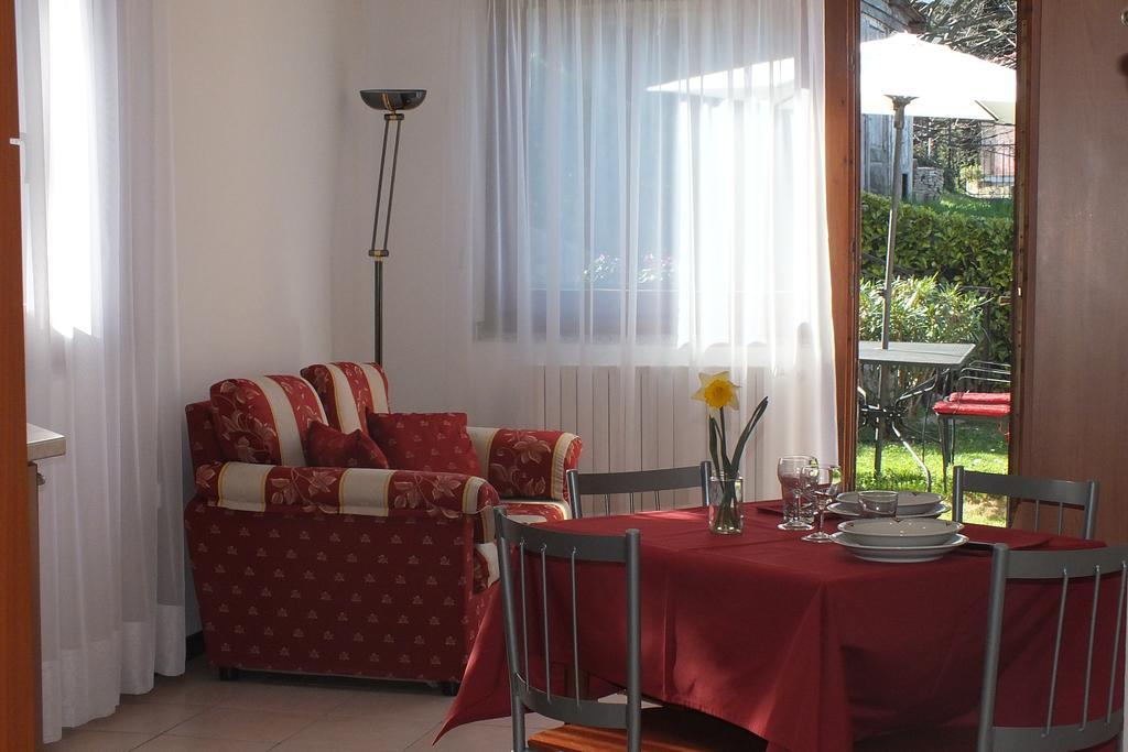 Acero Rosso Διαμέρισμα Μπελάτζιο Δωμάτιο φωτογραφία